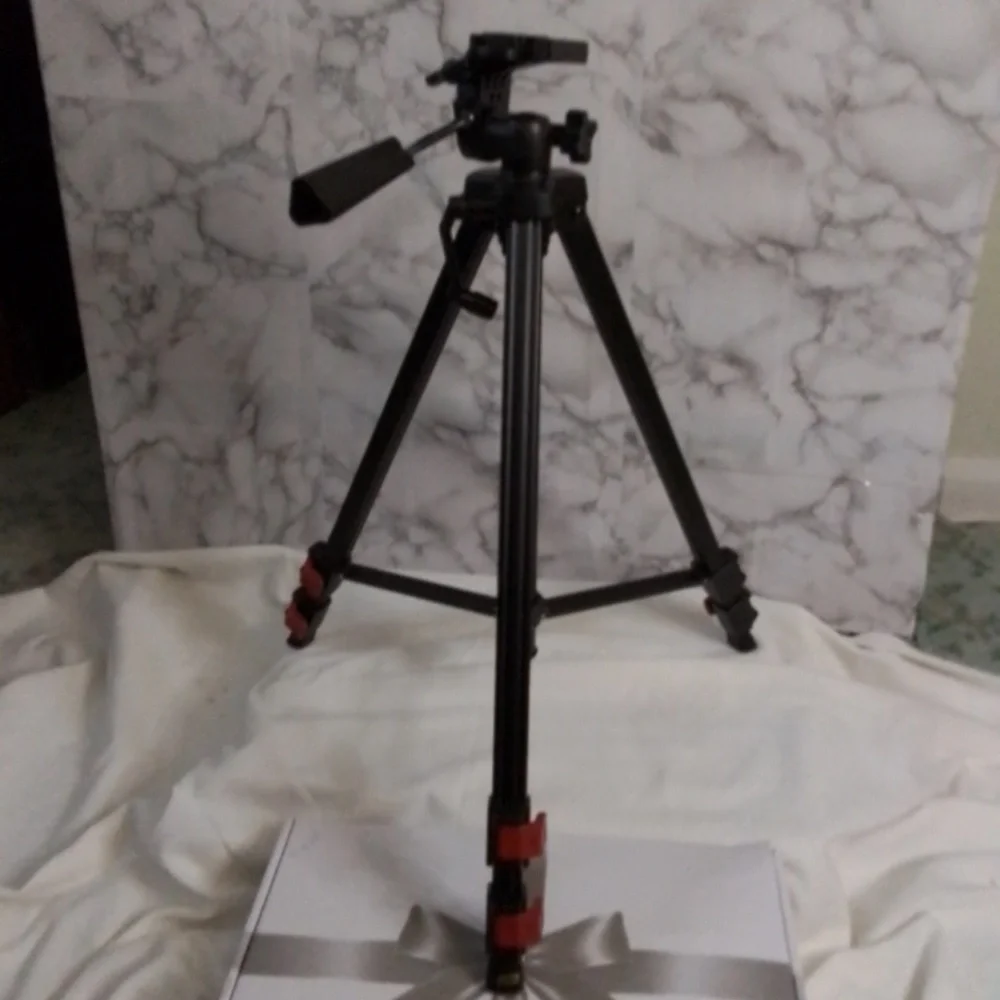 Nishika 3 section telescopic tripod